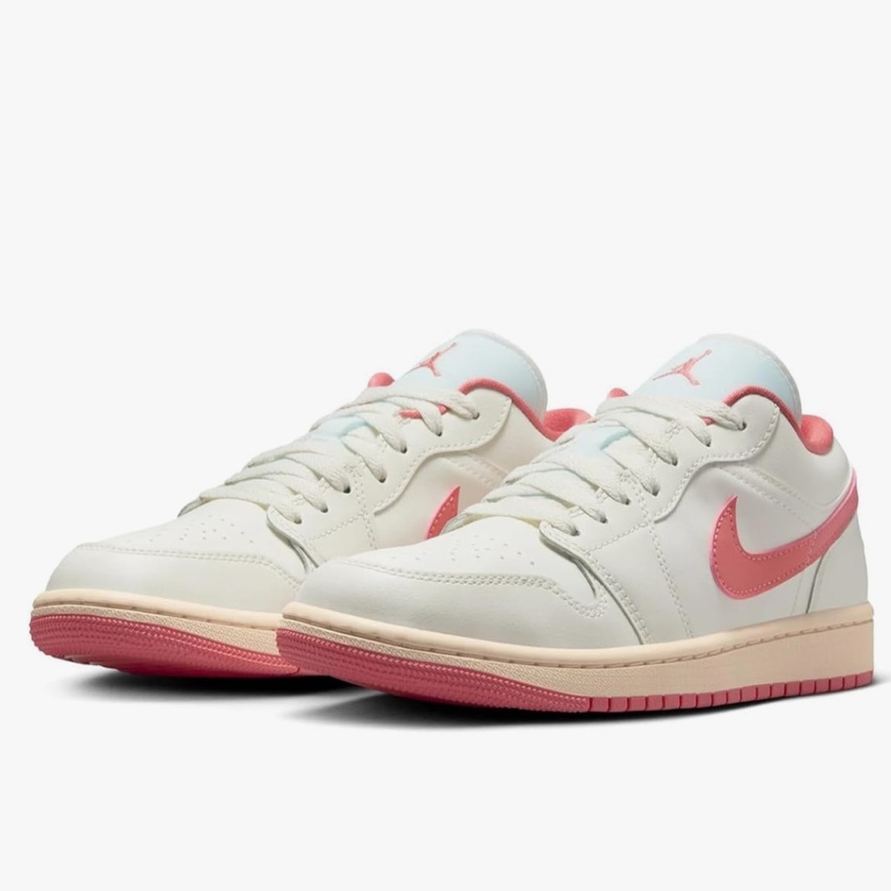 Air Jordan 1 Low